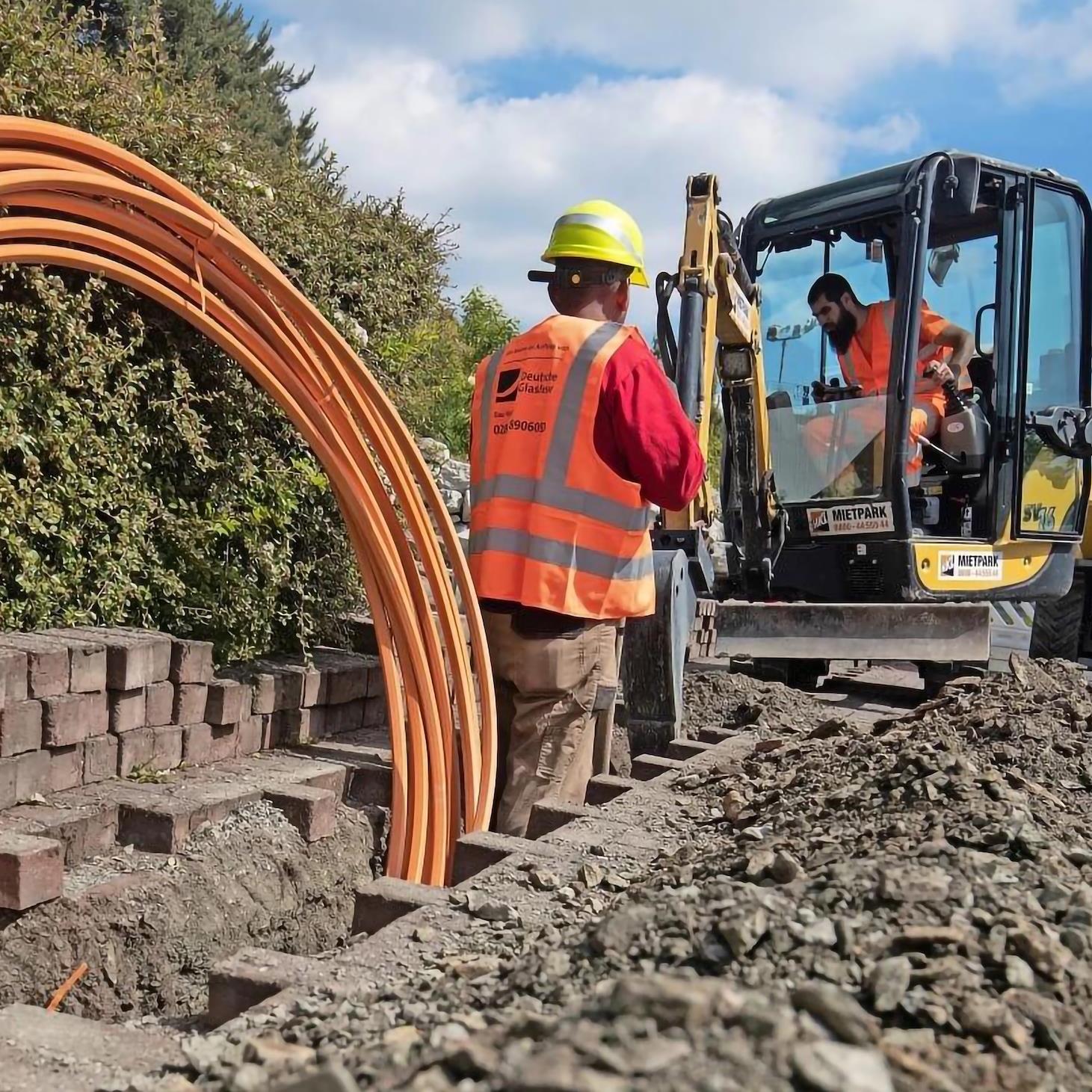 Alman Telekom Fiber Altyapı Projesi